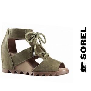 Sorel Joanie lace up sandal green